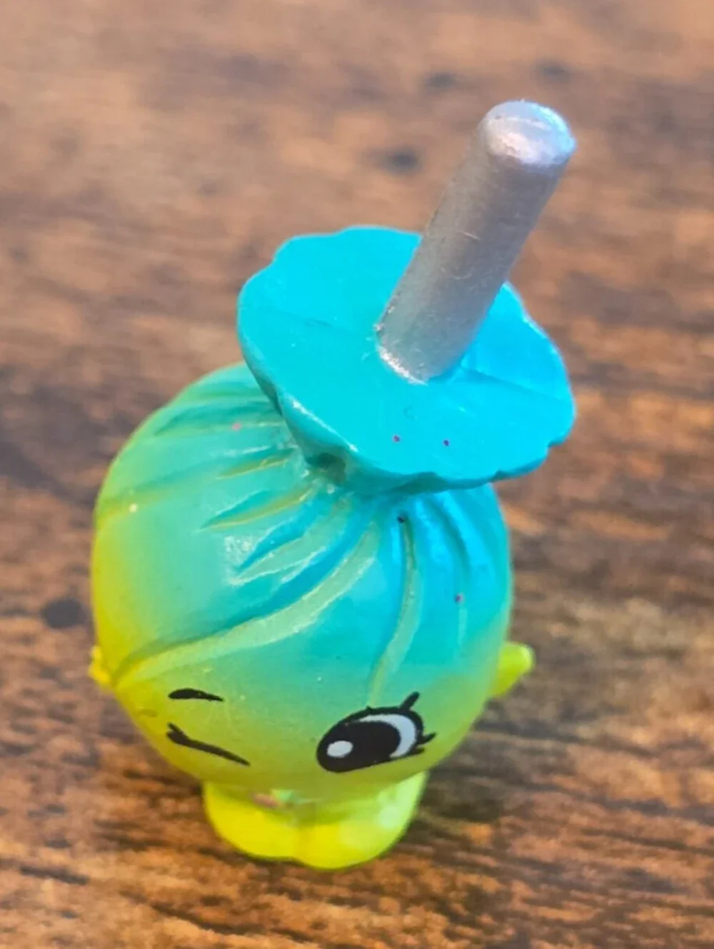 Moose Shopkins Season 4 Food Fair Sweet Spot Lola Lollipop Exclusive